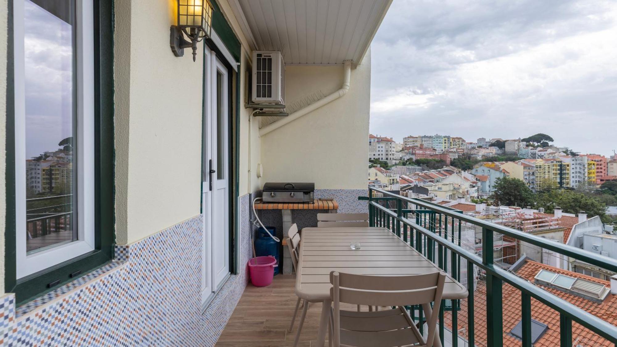 Amazing View Apartment By Lovelystay Lisboa Exterior foto